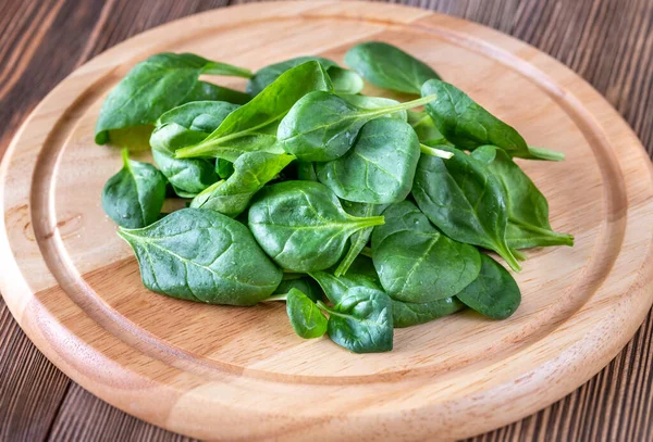 Leaves Fresh Spinach Wooden Board — Stock Photo, Image