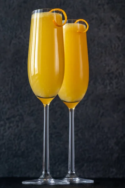 Two Glasses Buck Fizz Cocktail Black Background — Stock Photo, Image