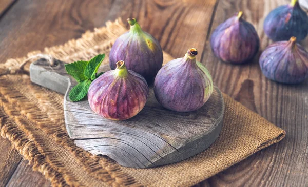 Fresh Figs Rustic Wooden Board — Stock Photo, Image