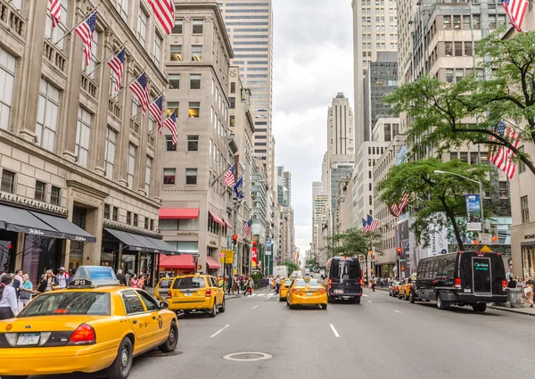 5th avenue — Stockfoto