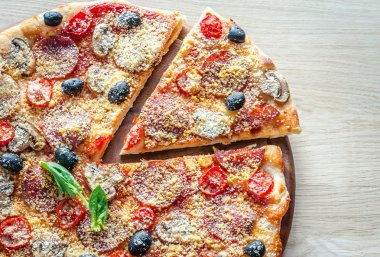 ev yapımı regina pizza