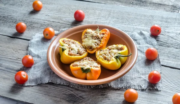 Stuffed peppers with meat in rustic decor — Stock Photo, Image