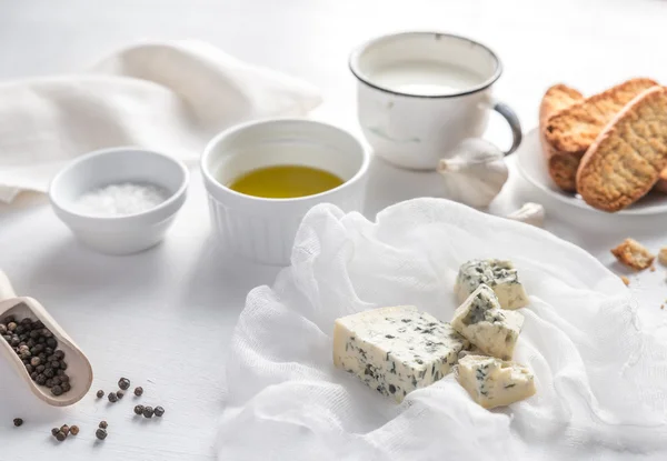 Předkrm s modrým sýrem a krutony — Stock fotografie
