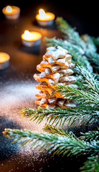 Ev yapımı tatlı Noel ağacı — Stok fotoğraf