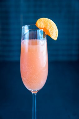 Bellini kokteyl