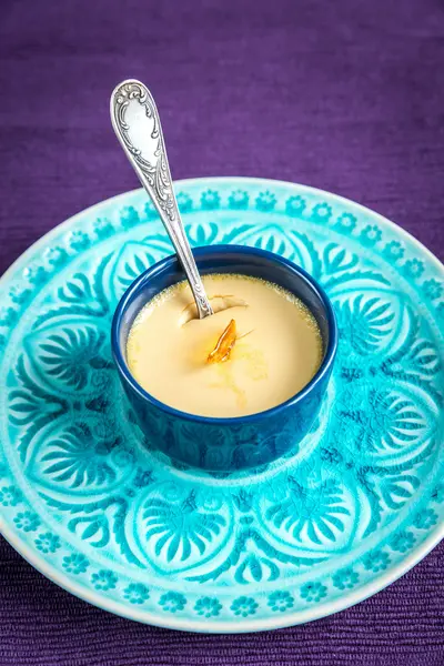 Caramelo crema en la olla — Foto de Stock