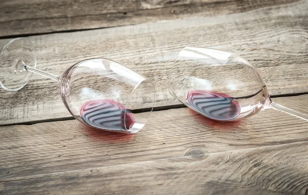 Two glasses with red wine — Stock Photo, Image