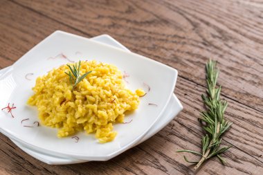 safranlı risotto