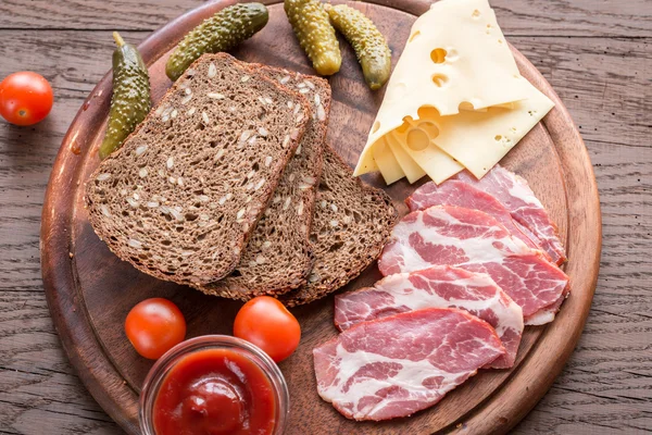 Sandwiches with  ham and cheese — Stock Photo, Image