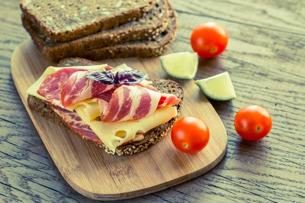 Sandwich with  ham and cheese — Stock Photo, Image