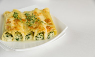 ricotta ve ıspanaklı makarna