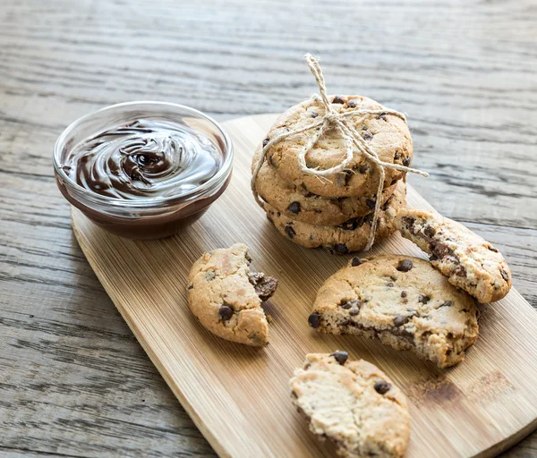 Krem çikolata ve fındık ile tatlılar