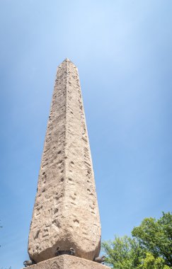 Kleopatra'nın iğnesi Dikilitaş New York'ta