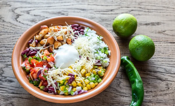 Cuenco burrito de pollo —  Fotos de Stock