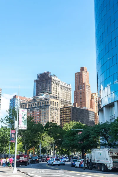 Beskåda av State Street i Financial district på Manhattan — Stockfoto