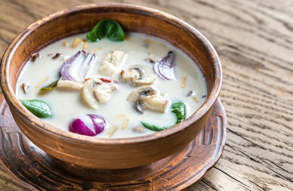 Tay Hindistan cevizi krem çorbası