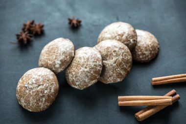 Baharat ile zencefilli kek