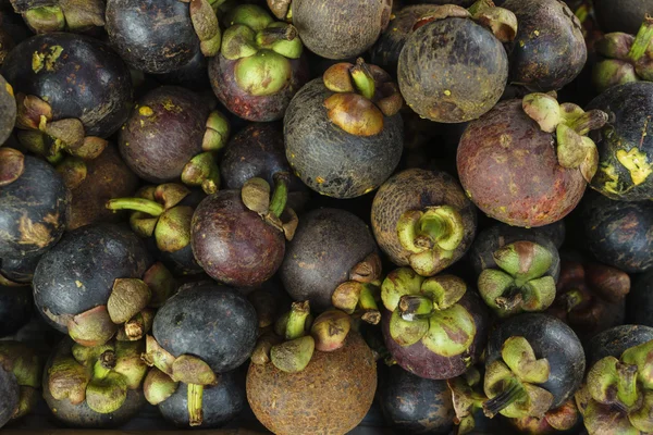 Tropikal meyve Mangosteen 