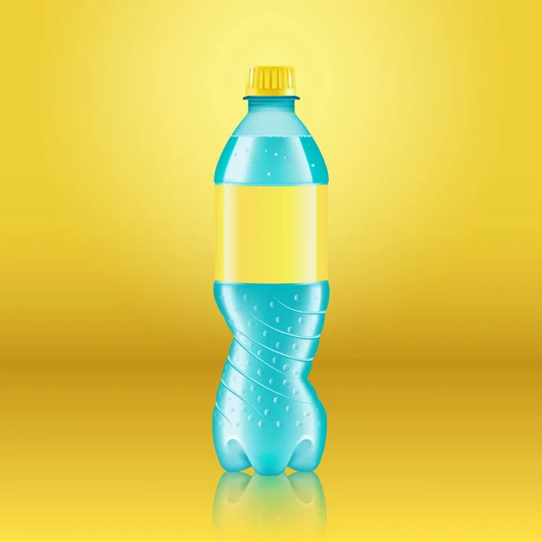 Realistische frisdrank limonade fles mock up met gele label geïsoleerd op gele achtergrond weerspiegeld van de vloer, vector illustratie. Geschikt voor advertenties, billboards en posters op groot formaat — Stockvector