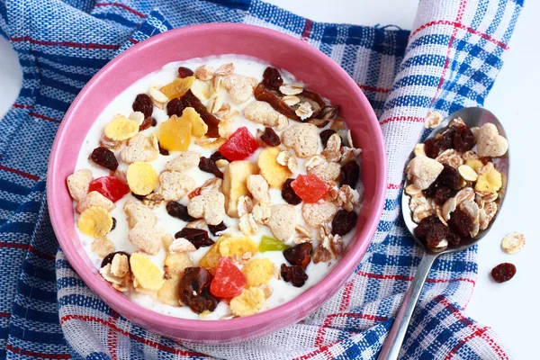 Homemade muesli with yogurt — Stock Photo, Image