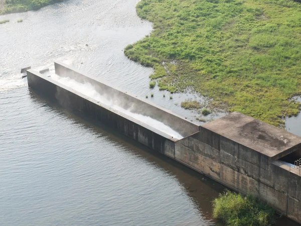 Cement aqua duct ik — Stockfoto