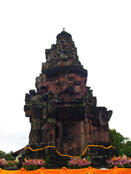 Starożytnego khmerski laterite sanktuarium w Sakon Nakorn w Tajlandii — Zdjęcie stockowe