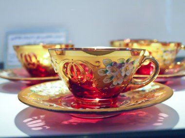 Antika cam çay bardağı