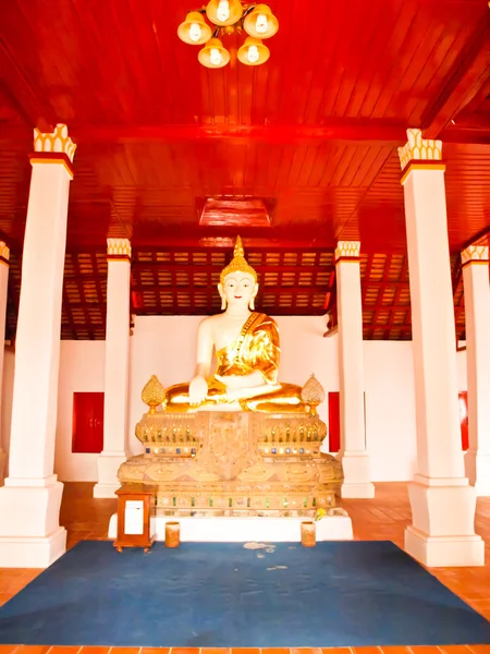 Изображение Будды в интерьере Ват Пхра, что Као Ной, Нан Тайль — стоковое фото