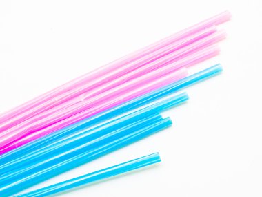 Beyaz arka plan üzerinde izole ışık mavi ve pembe kamış