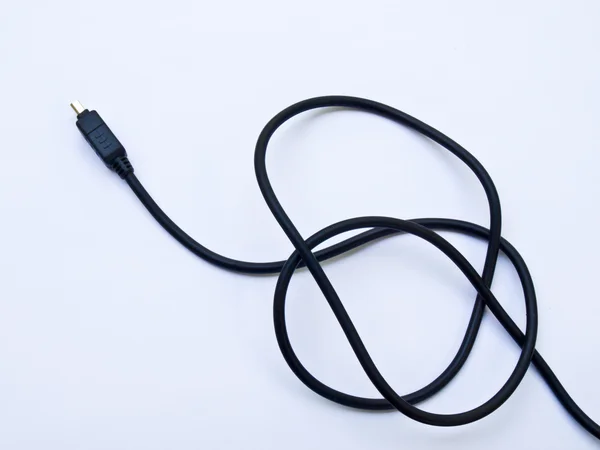 Zwart usb kabel geïsoleerd op witte achtergrond — Stockfoto