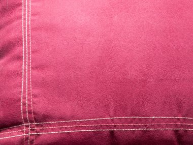 Kırmızı kadife dokulu arka plan olarak satırları ve