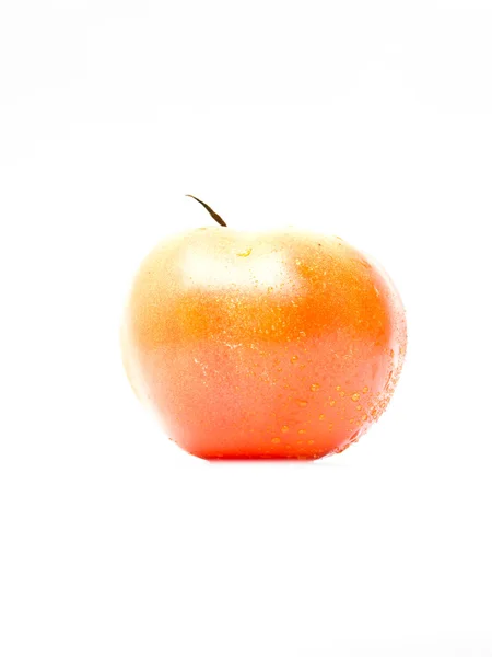 Tomate isolado sobre fundo branco — Fotografia de Stock