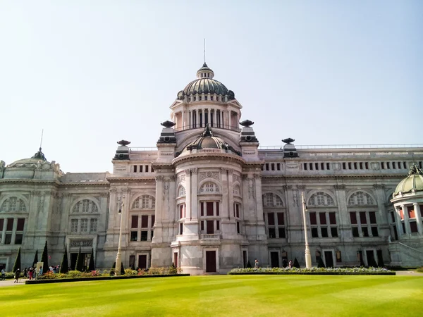 The Ananta Samakhom Throne Hall in Thai Royal Dusit Palace, Bang — Stock Photo, Image