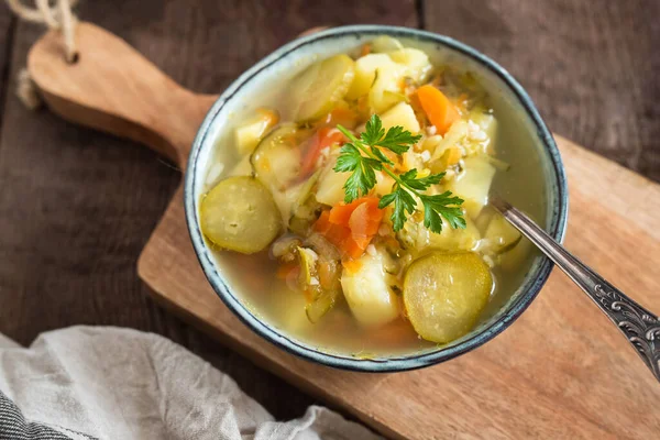 Pickled cucumber soup with vegetables on a wooden background — Stock Image Pickled Cucumber Soup Vegetables Wooden Background Stock Photo