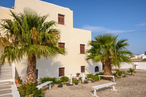 希腊圣托里尼 2020年9月16日 圣托林南边的佩莉萨村典型的夏季别墅 希腊Cyclades — 图库照片