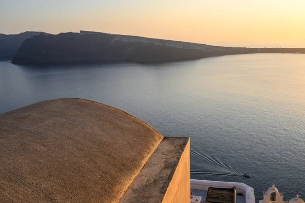 Beroemde Toeristische Attractie Oia Dorp Santorini Tijdens Zonsondergang Cycladen Eiland — Stockfoto