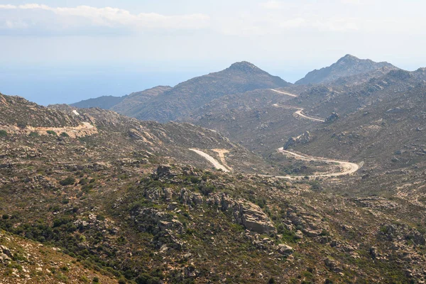 Kręta Droga Górzystej Części Wyspy Ios Cyklady Grecja — Zdjęcie stockowe