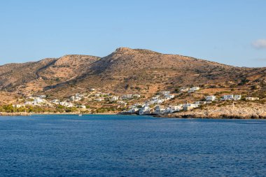 Sikinos kıyıları, Cyclades 'in en tenha adalarından biri. Yunanistan