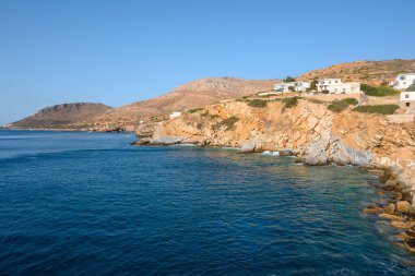 Sikinos kıyıları, Cyclades 'in en tenha adalarından biri. Yunanistan