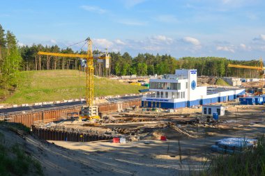 Krynica Morska, Polonya - 15 Mayıs 2021: Vistula Gölünü Baltık Denizi 'ne bağlayan kanal inşaatı