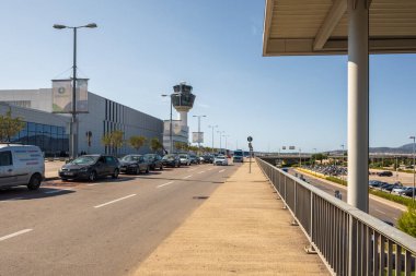 Atina, Yunanistan - 1 Ekim 2020: Atina Uluslararası Havaalanı, Yunanistan.