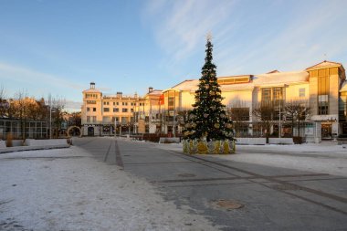 Sopot, Polonya - 5 Ocak 2026: Polonya 'nın kuzeyindeki Sopot tatil beldesindeki ana gezinti alanı