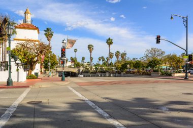 Santa Barbara, Kaliforniya, ABD: 12 Nisan 2019: Santa Barbara şehir merkezi, ABD