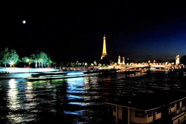 Eiffel Tower at night with backlight — Stock Photo, Image