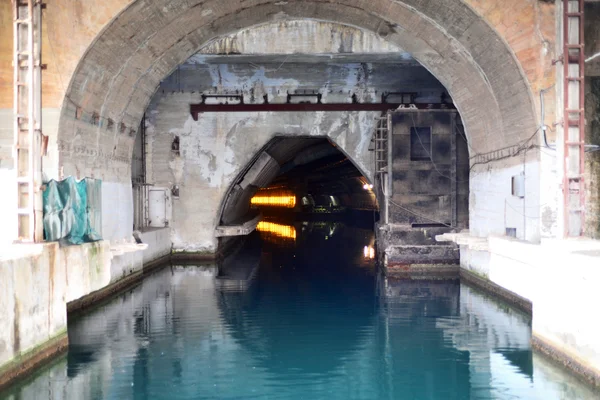 İstasyon denizaltı tamiri başladı.