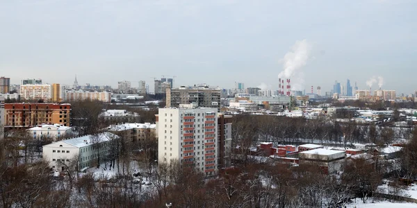Weergave van de winter in Moskou vanaf de bovenkant van de skipiste — Stockfoto