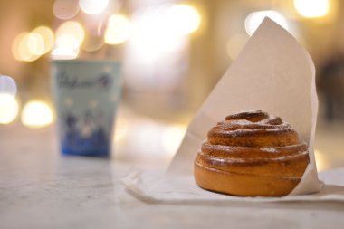 Rulo tarçın ve çay