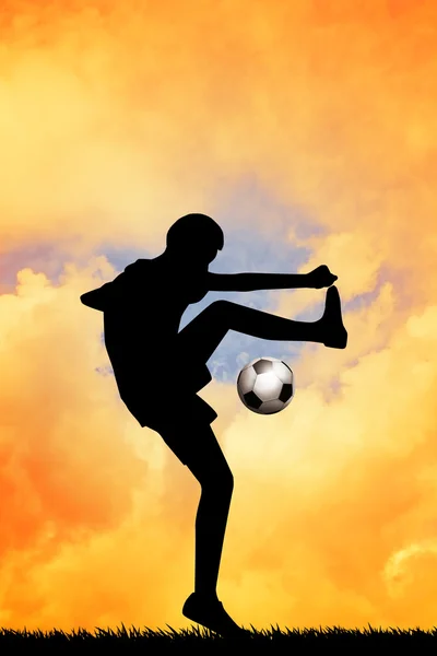 Ποδοσφαιριστής στο ηλιοβασίλεμα — Φωτογραφία Αρχείου