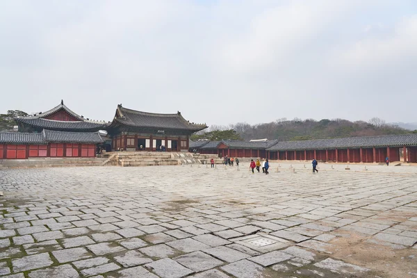 Myeongjeongjeon, sala principale di Changgyeonggung . — Foto Stock
