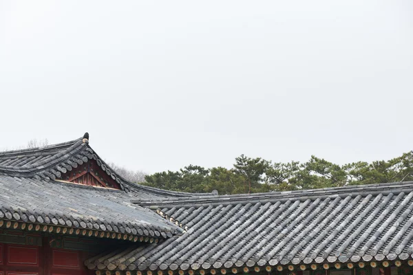 Koreanische traditionelle Ziegeldächer — Stockfoto